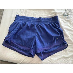 Athleta Mesh Racer Run Short Size Medium